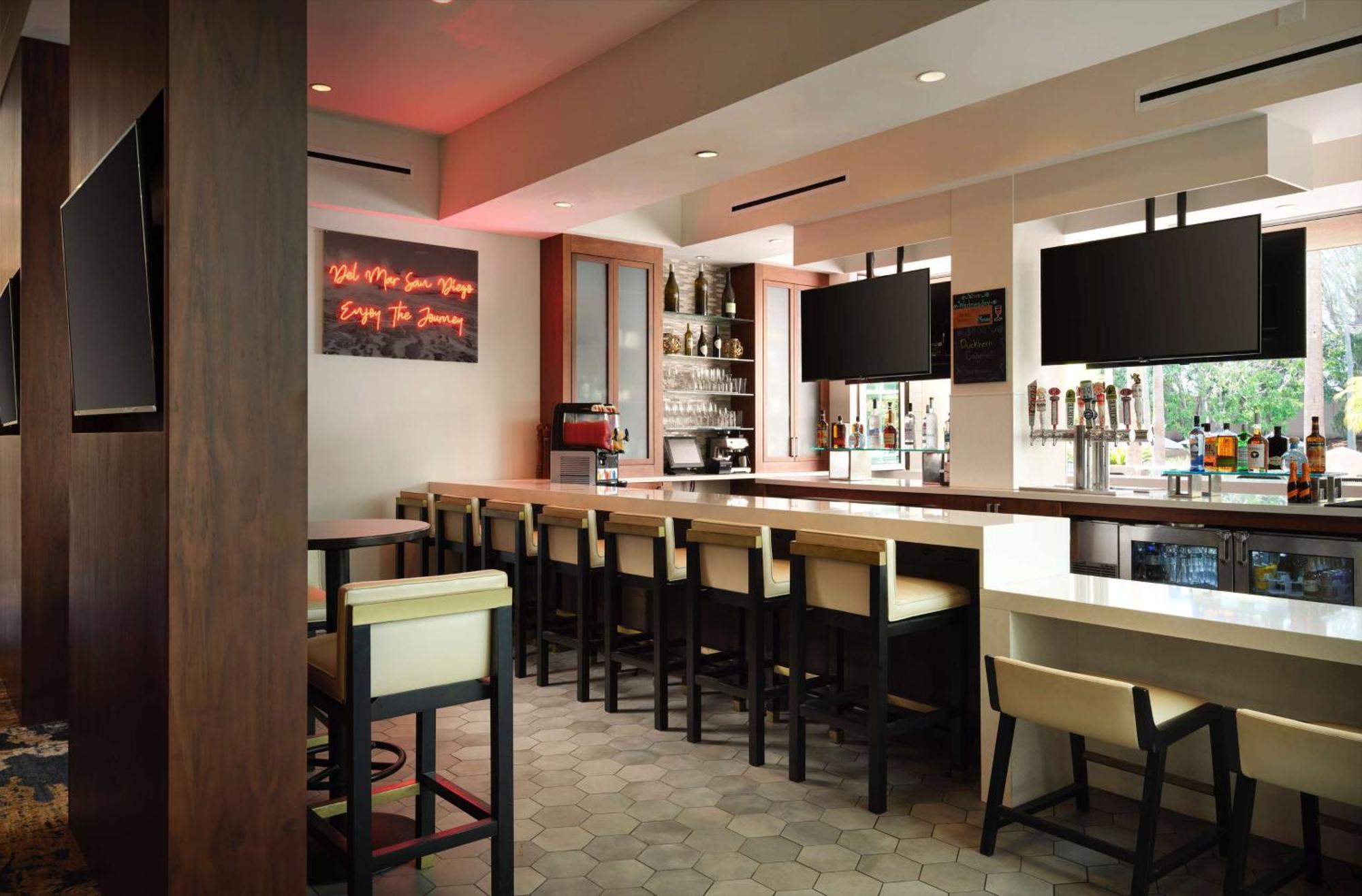 Doubletree By Hilton San Diego Del Mar Eksteriør bilde